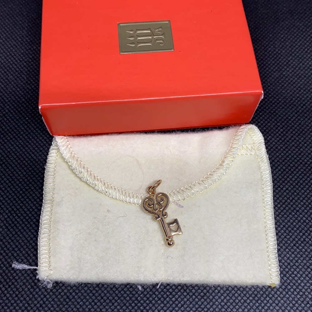 James Avery 14k key to my heart charm